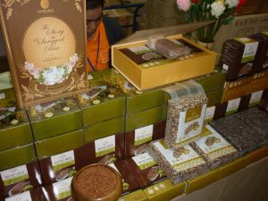Выставка сувениров, косметики, аутентичных товаров из Тайланда