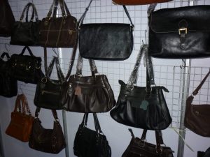 Выставка сувениров, косметики, аутентичных товаров из Тайланда